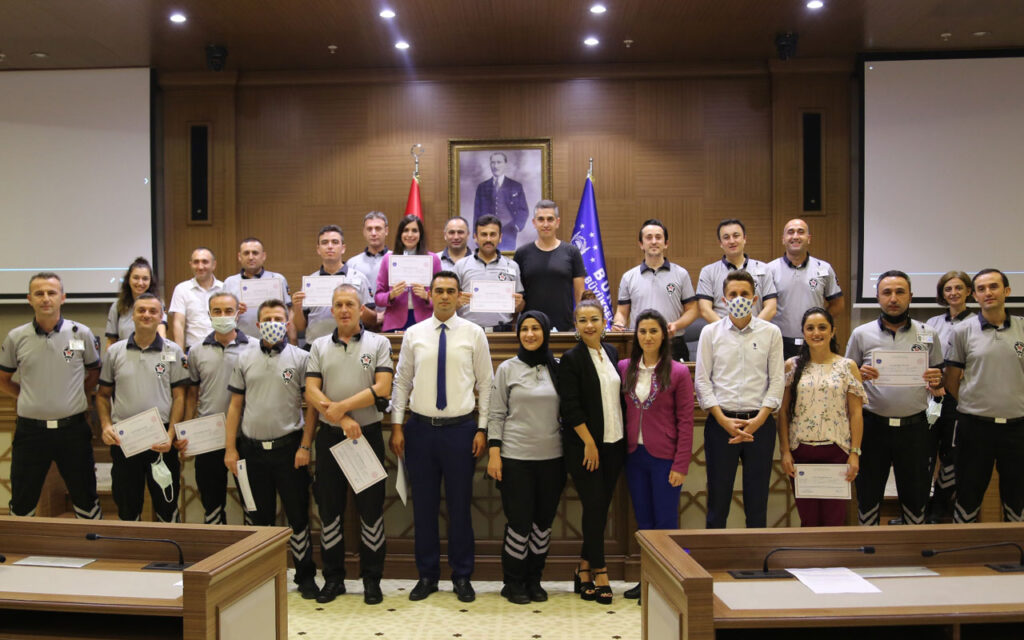 Bursa Büyükşehir personeline işaret dili sertifikası