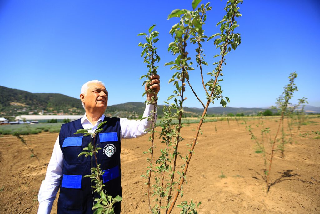 Muğla’nın çiftçilerine çatısız eğitim merkezi