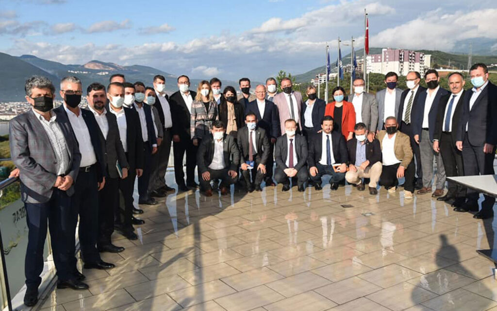 Bursa’nın AK Partili ilçe başkanları Gemlik’te buluştu