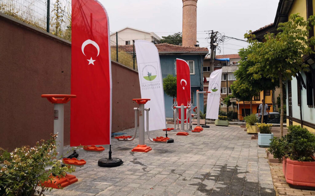 Bursa Osmangazi’de mahallelere nefes aldıracak park