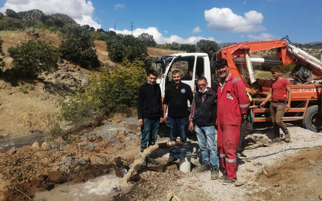 Manisa Demirci’de içme suyu için yeni sondaj