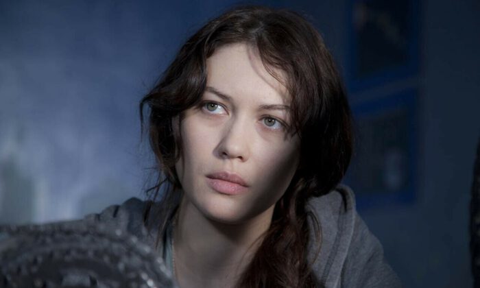 Ünlü Bond kızının ‘Corona’ dramı