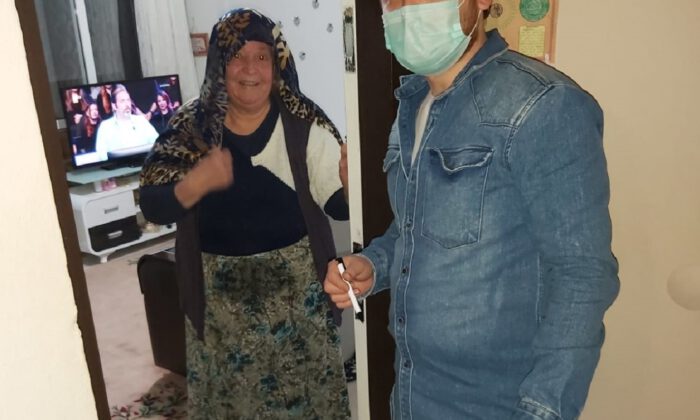 Yaşlıların elini Gemlik Belediyesi bırakmıyor
