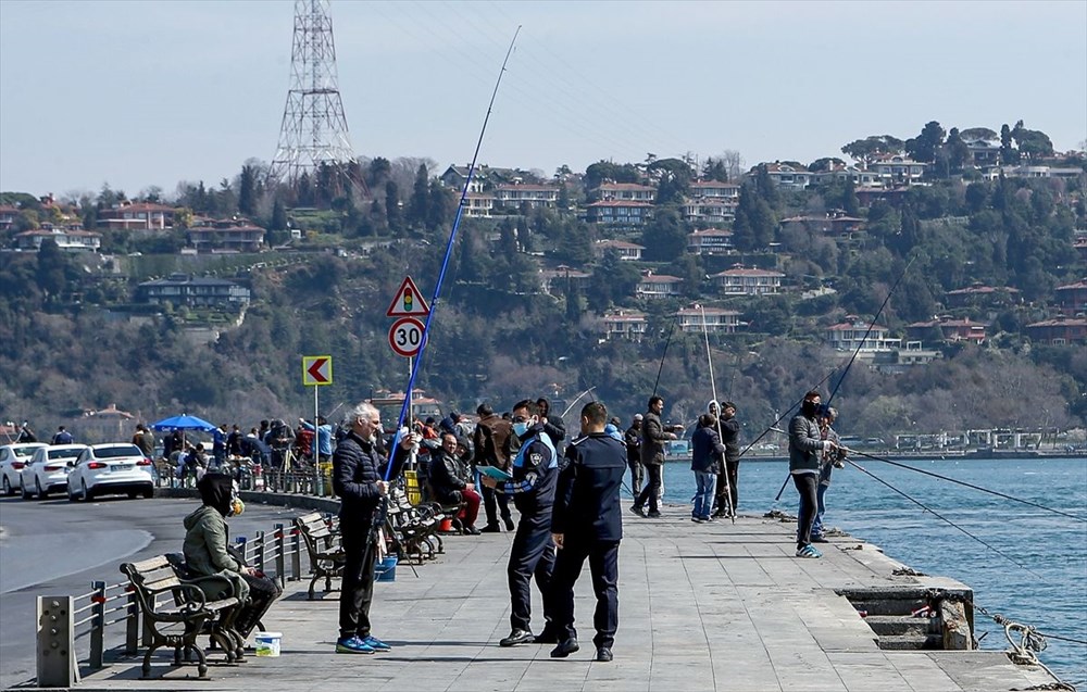 İstanbullular yasağı yine takmadı