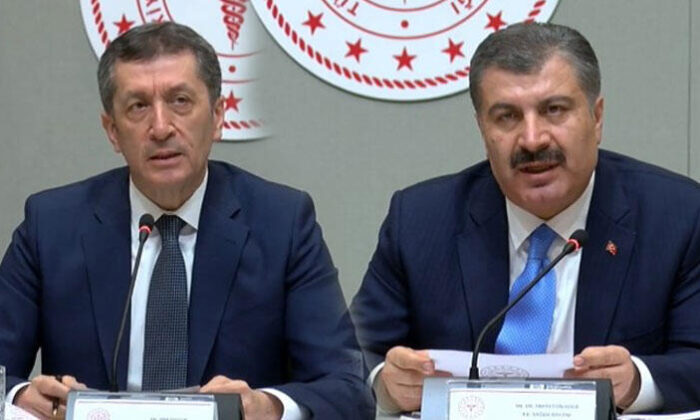 Okullara 30 Nisan’a kadar ara verildi