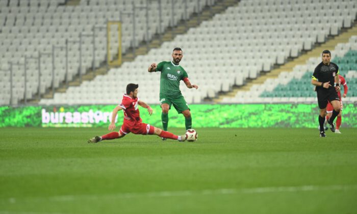 Bursasporlulardan ‘EvdekalBursa’ videosu