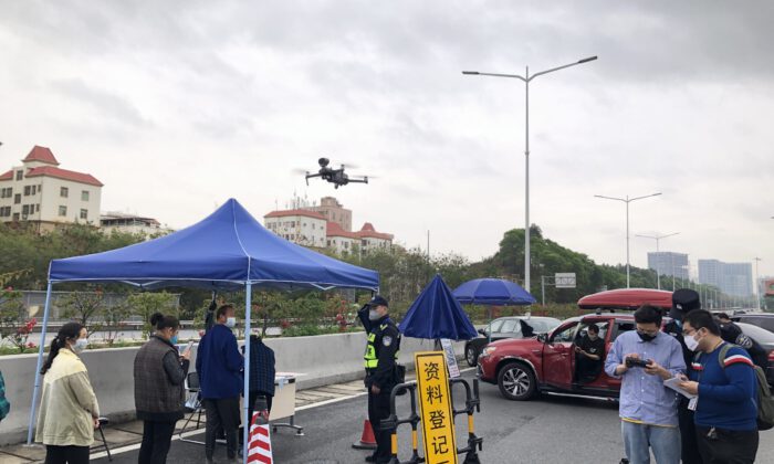 Çinliler Corona’ya karşı drone kullanıyor