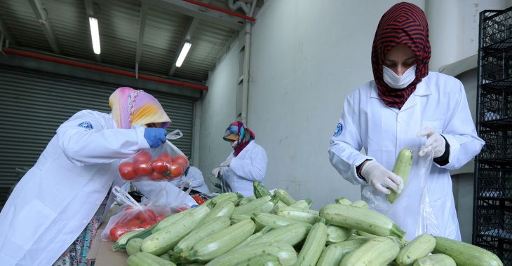 Büyükşehir Belediyesi pazar alışverişinde