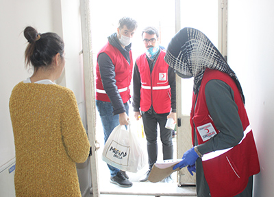 MÜSİAD Bursa’dan erzak yardımı