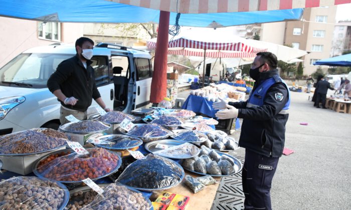 Nilüfer zabıtasından Coronavirüs denetimi