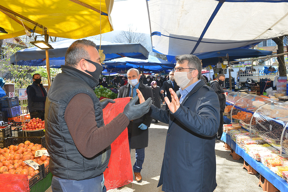 Mahalle pazarında ‘Yıldırım’ teftiş