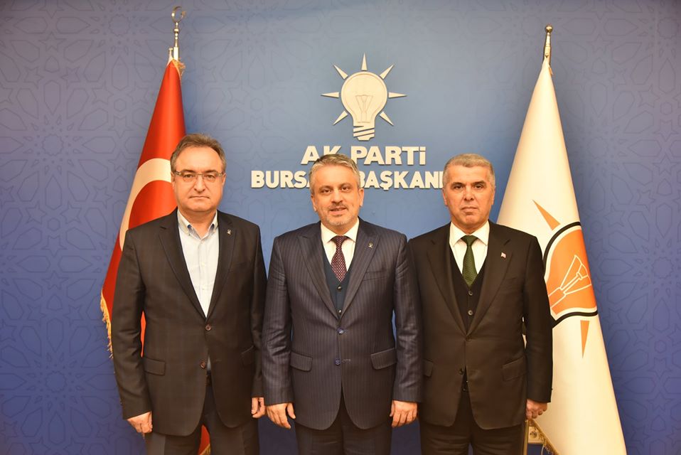 AK Parti Bursa’da 3 ilçede nöbet değişimi