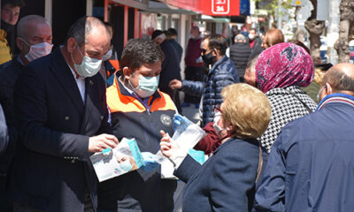 Gemlik Belediyesi halkını ‘maske’liyor