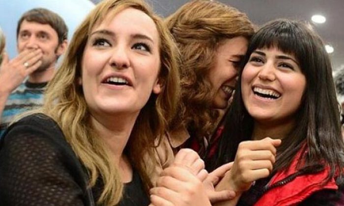 Eğitim Bir-Sen’den yeni atanan öğretmenler için mücadele