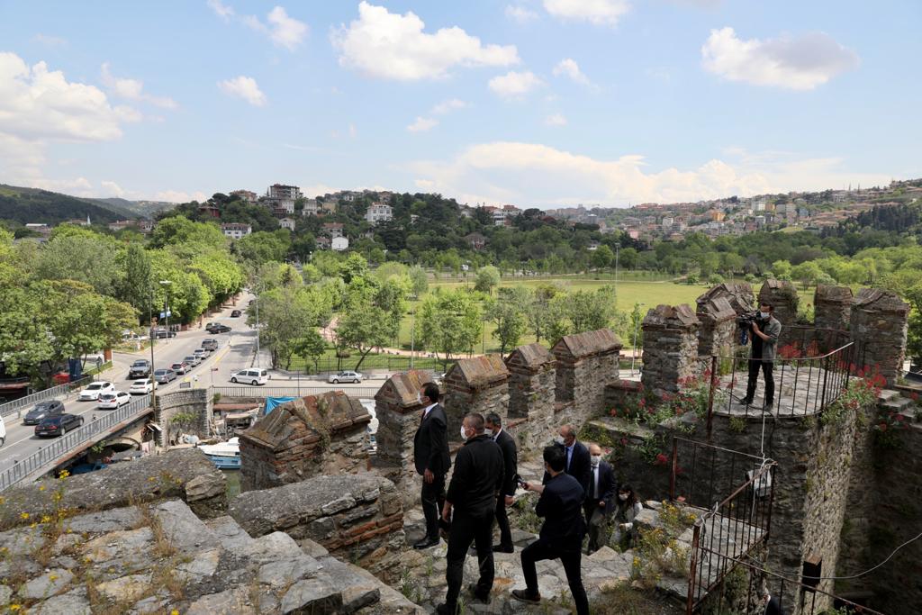 İmamoğlu’ndan tarihi surlara inceleme