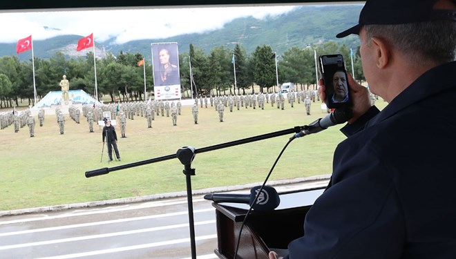 Cumhurbaşkanı Erdoğan’dan Mehmetçik’e görüntülü kutlama