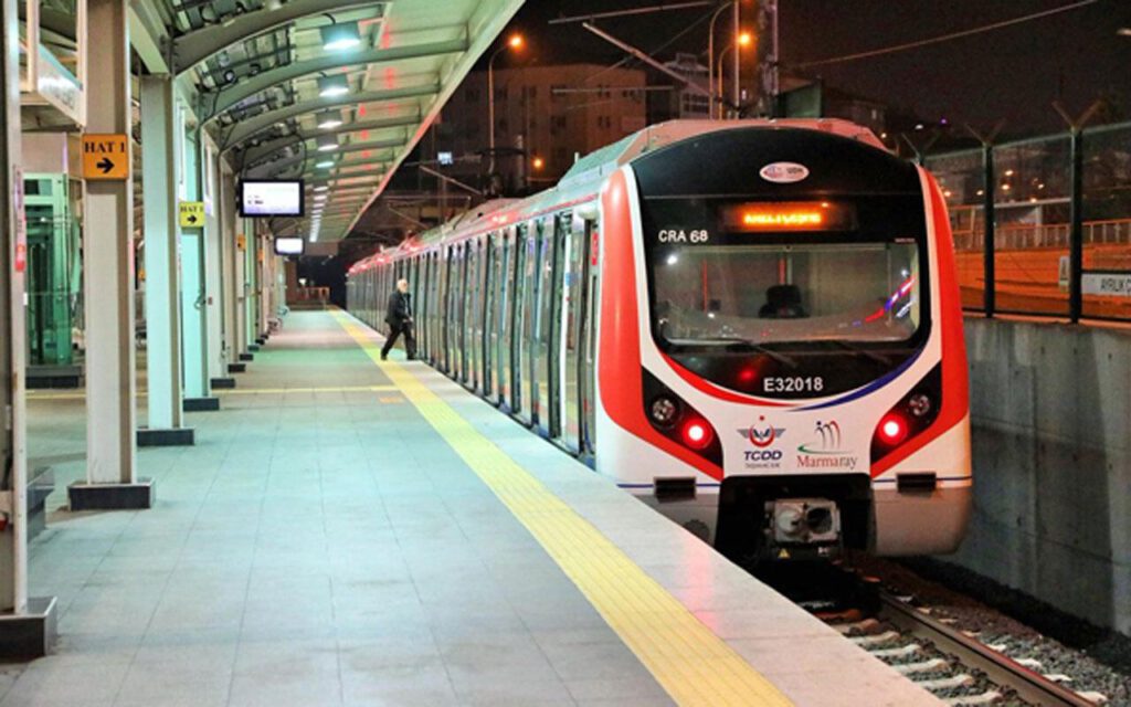 Marmaray’da seferler yeniden başlıyor