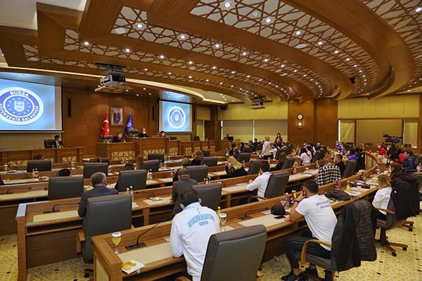 Meclis toplantılarına vize çıktı
