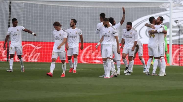 Real Madrid farklı başladı