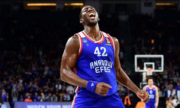 Bryant Dunston Anadolu Efes’te kaldı