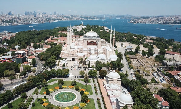 Alinur Aktaş’tan Ayasofya mesajı