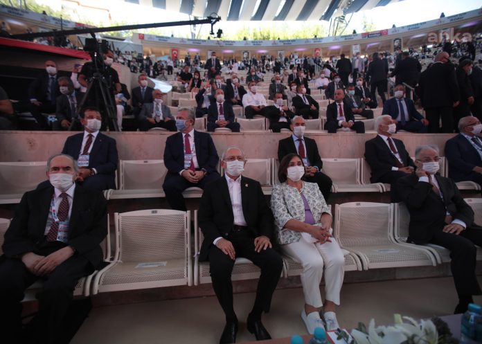 CHP’de Kemal Kılıçdaroğlu yeniden genel başkan