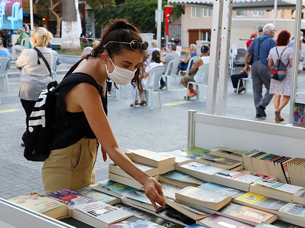 Mudanya 22 bin kitapseveri ağırladı