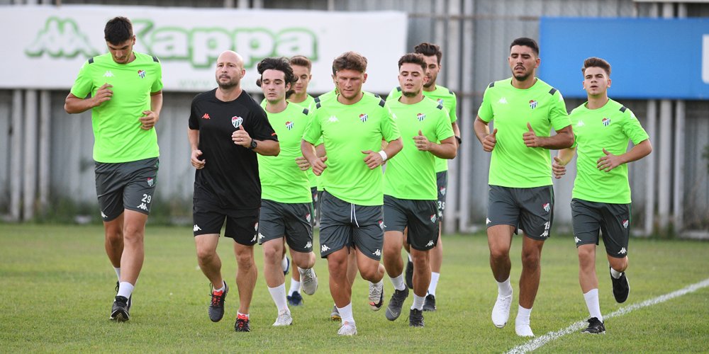 Bursaspor startı verdi