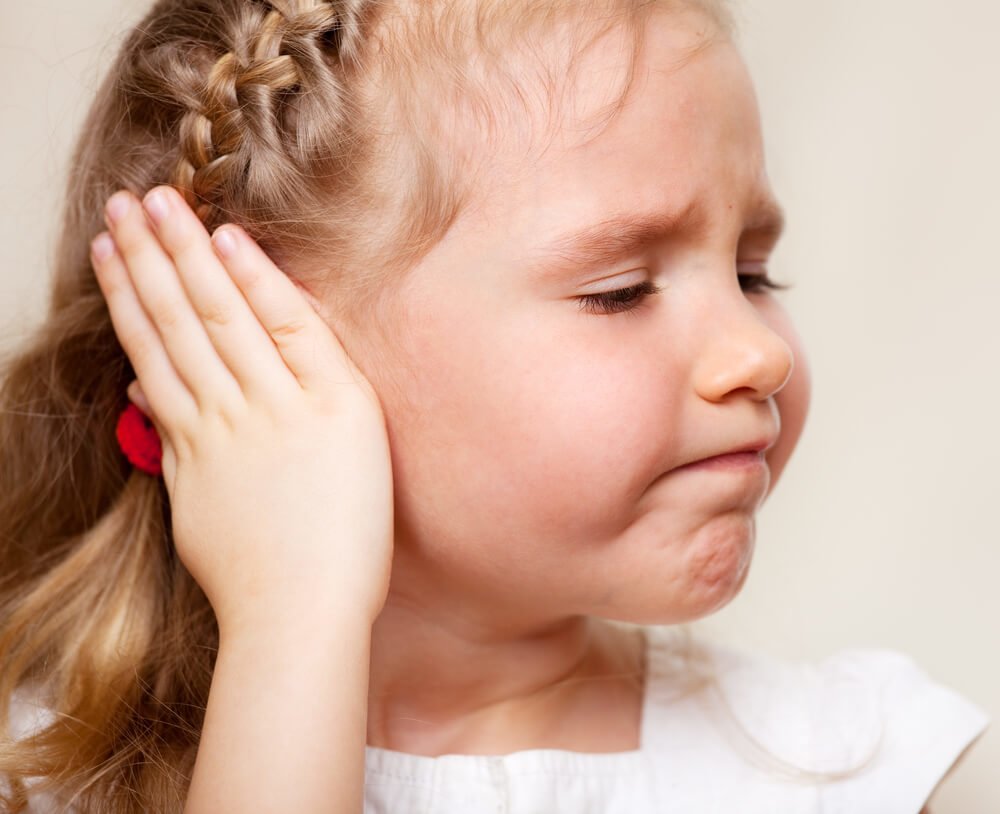 Çocuklarda orta kulak iltihabı çok önemsenmeli