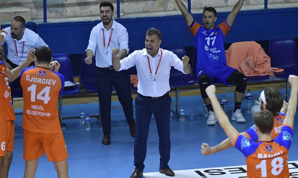 İnegöl Belediyespor Antrenörü Levent Zoroğlu, Arhavi maçını değerlendirdi