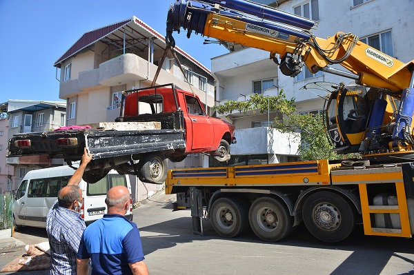 Yıldırım, hurdalardan arındırıldı