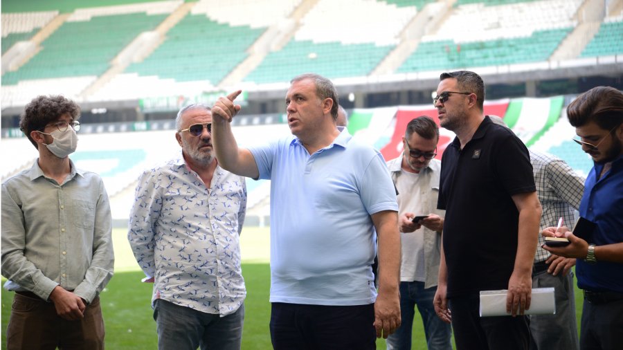 Bursaspor yönetiminden stadyum mesaisi