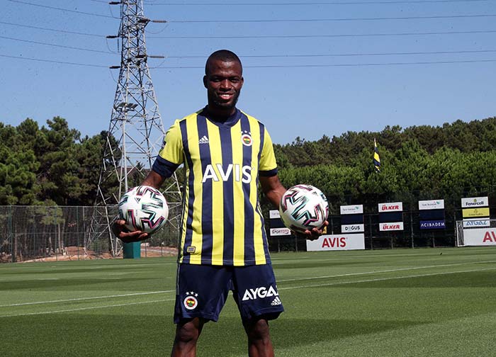 Fenerbahçeli Valencia tarihe geçmek istiyor