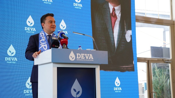 Ali Babacan’dan Milliyetçi Hareket Partisi’ne “askı” eleştirisi