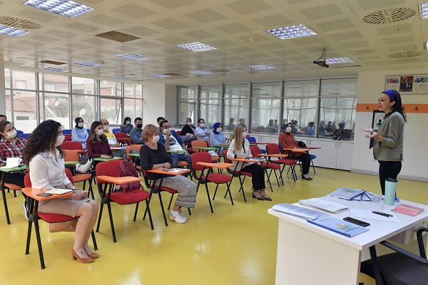 Osmangazi Belediyesi’nde diksiyon eğitimi