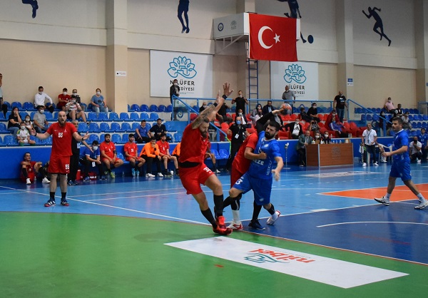 Nefes kesen maçta zafer Nilüfer Belediyespor’un