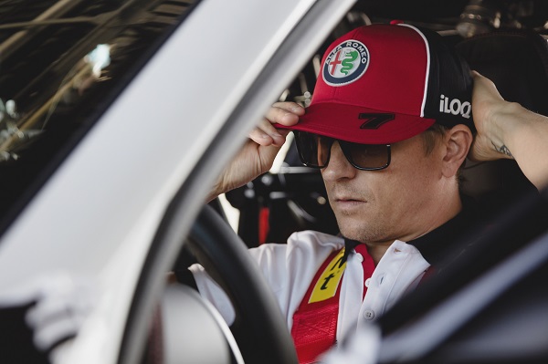 Räikkönen ve Giovinazzi yeni Alfa Romeo Giulia GTA’yı test etti