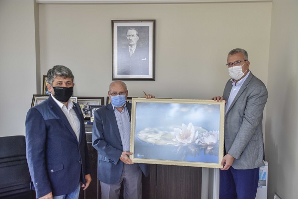 Karacabey’de Başkan Özkan, salça tesislerinde ısrarcı