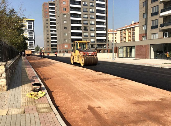 Osmangazi’de bozulan yollara yenileme çalışması