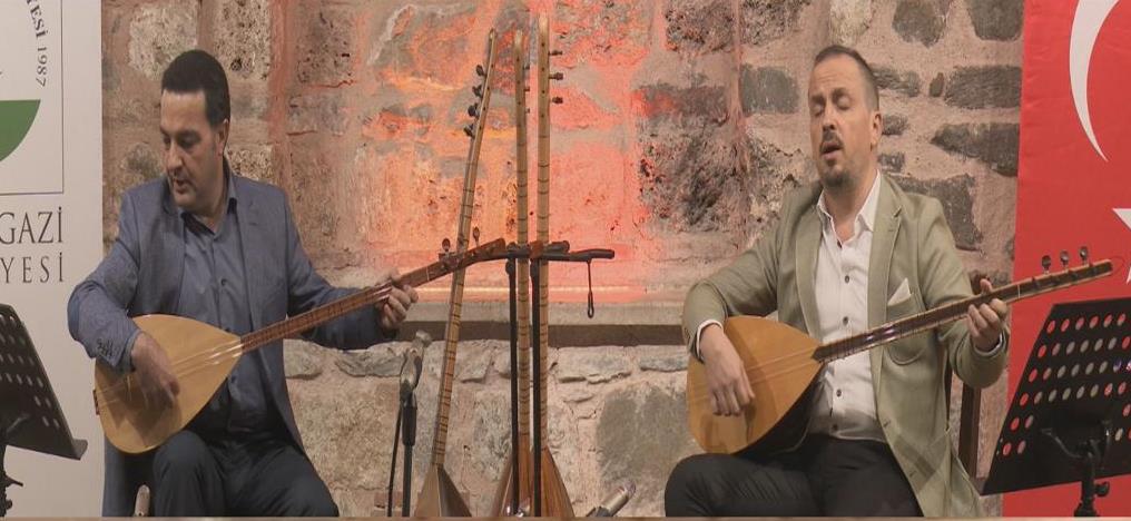 Osmangazi’de ‘bağlama’ dersi