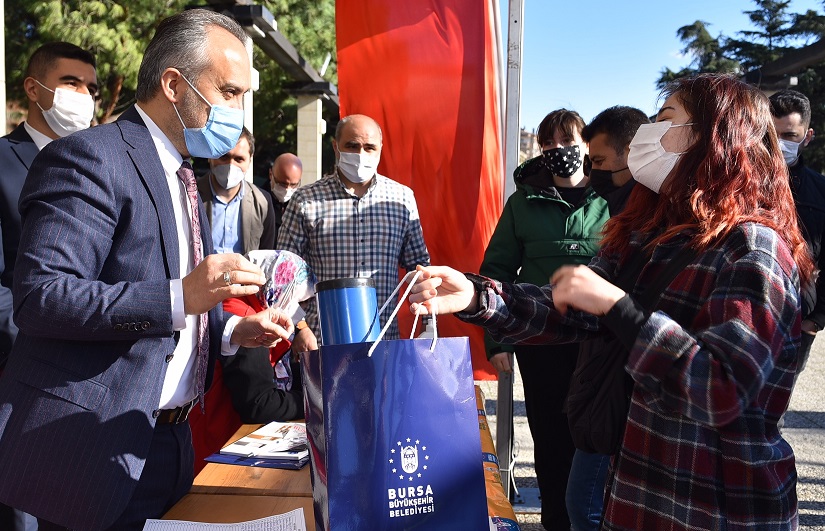 Bursa’da üniversite adayına ‘büyük’ katkı