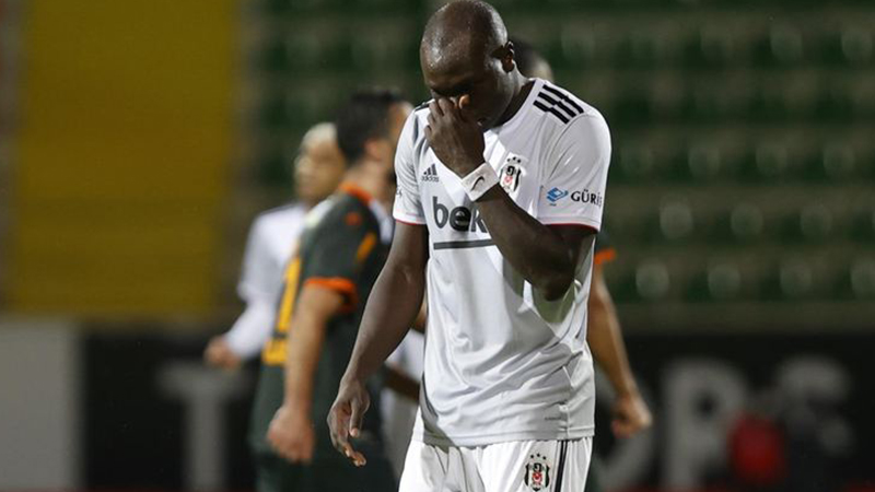 Aboubakar, Galatasaray derbisine yetişiyor