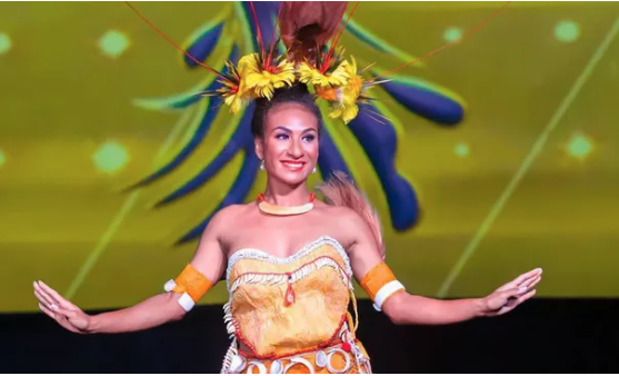 Tiktok’ta twerk dansı yapan Papua Yeni Gine Güzeli’nin tacı elinden alındı