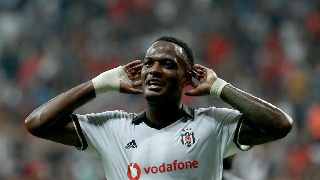 Larin’den Beşiktaş’a kötü haber