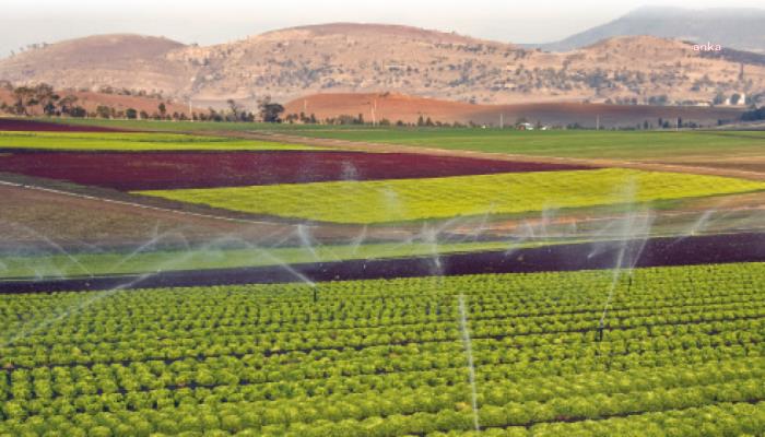 Bakan Pakdemirli, çiftçinin sulama maliyetini geçmiş yönetimlerin “popülist yaklaşımları” ile açıkladı