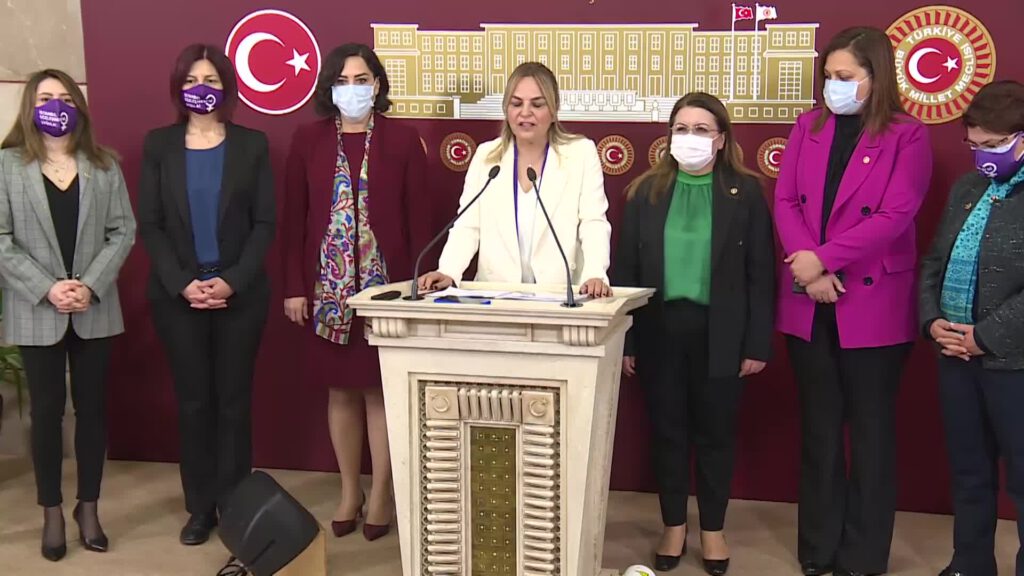 CHP’li kadın milletvekilleri: “Ülkemizi, İstanbul Sözleşmesi’nden çeken iradeye boyun eğmeyeceğiz”