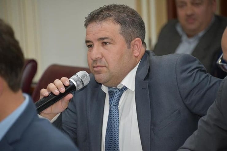 AKP’li meclis üyesi, ‘usulsüz ihaleler’ ve ‘rant kavgası’na dikkat çekip istifa etti