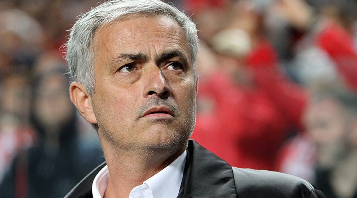 Tottenham Hotspur, Jose Mourinho’nun görevine son verdi