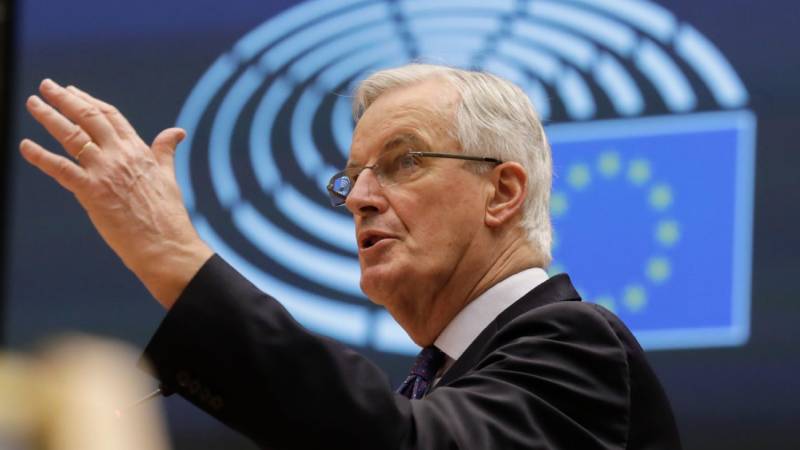 Barnier: Ülkeye göç en az 3 yıllığına durdurulmalı