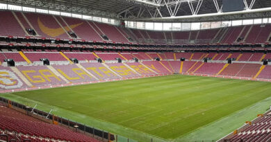 Rasim Ozan Kütahyalı’dan Galatasaray taraftarlarına: Asla stadyum kapıları zorlanmamalı Rasim Ozan Kütahyalı’dan Galatasaray taraftarlarına: Asla stadyum kapıları zorlanmamalı